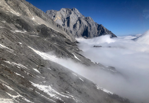 玉龙雪山