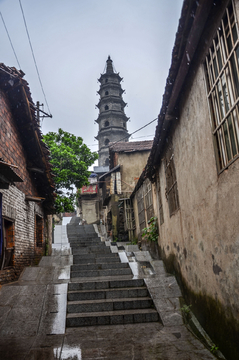 古老雨巷