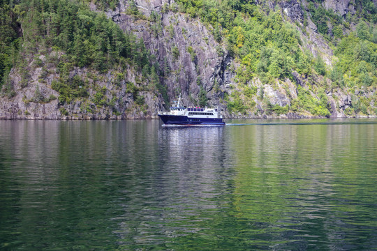 挪威松恩峡湾游船