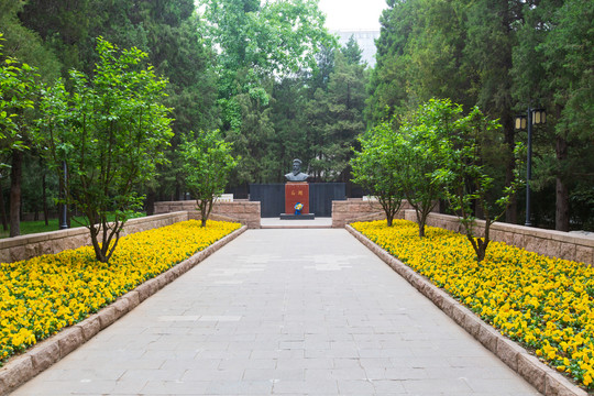 北京日坛公园马骏烈士墓