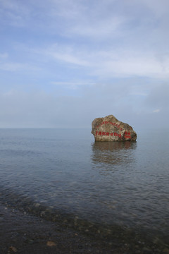 青海湖岸边措日朗嘎