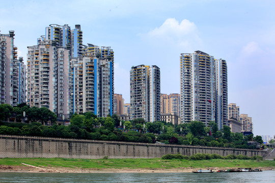 重庆北滨路江景房