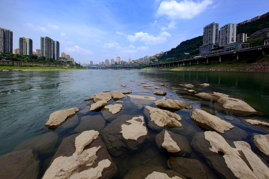 重庆嘉陵江山水风光