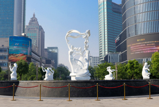 杭州八少女雕像