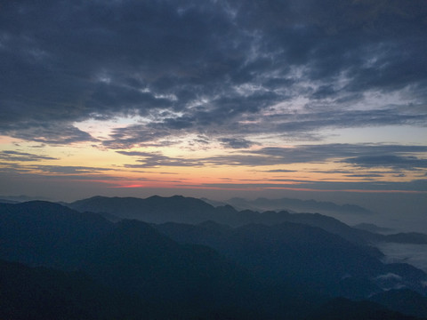 高山日出