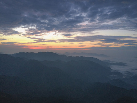 高山日出