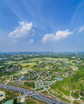 成都郫都区青杠树村