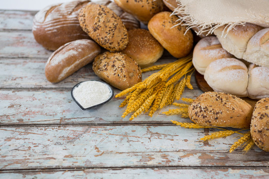 木面小麦粉面包品种