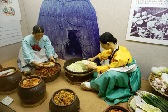韩国民俗雕塑作韩国泡菜