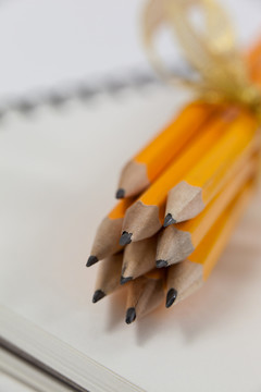 彩色铅笔的特写