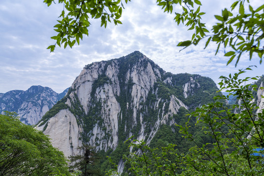 华山石山