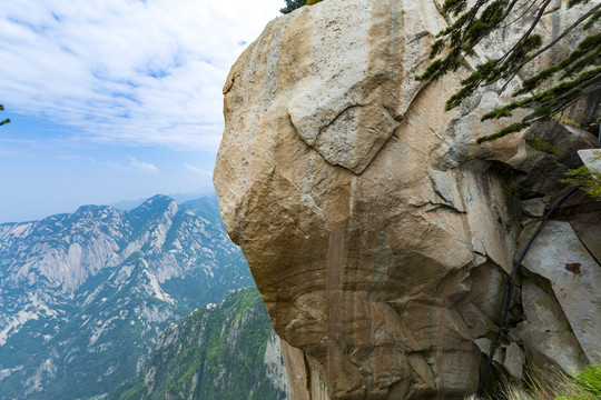 华山石景