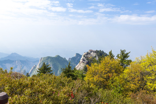 华山远山