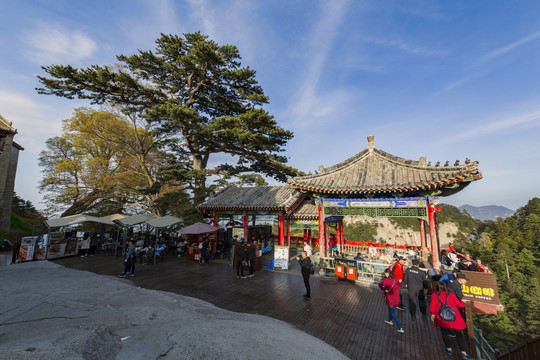 华山西峰风光