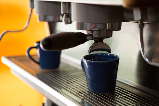 咖啡馆咖啡机制作杯