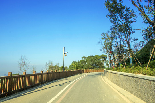 山腰健身道路