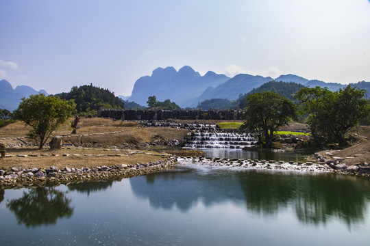 师宗南丹山风光