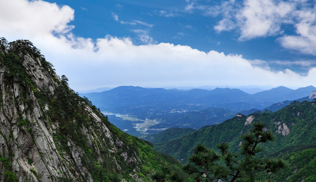 大别山风光