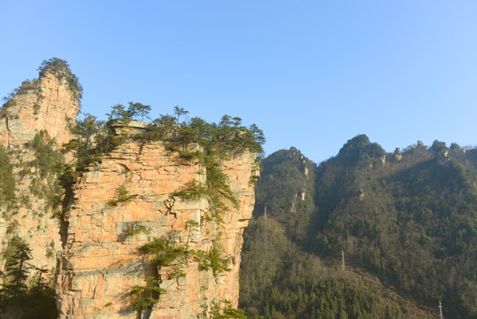 张家界天子山索道周边群峰风光