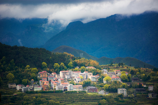 山村