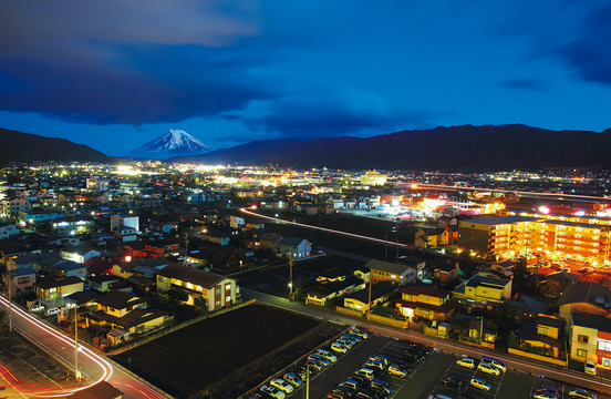 富士山夜景远眺