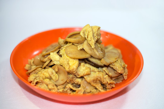 杏鮑菇炒雞蛋