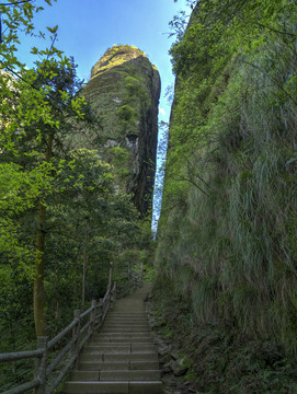 江山江郎山一线天