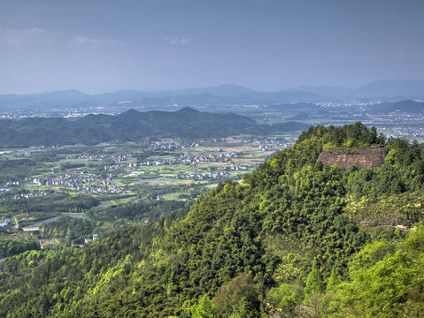 江山江郎山浮雕刻字风光