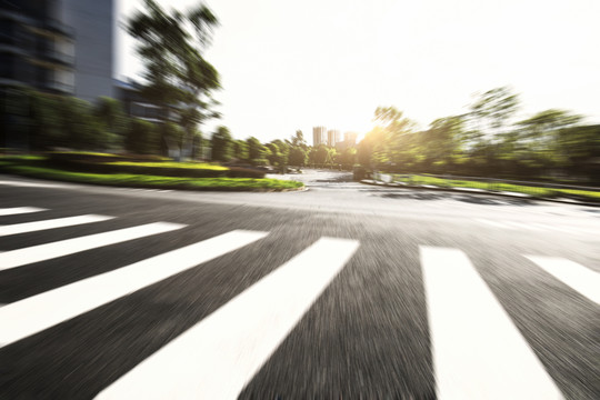 城市郊区沥青道路