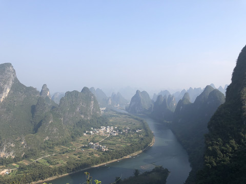 桂林山水甲天下