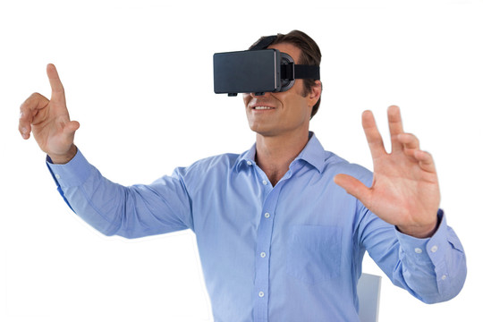 快乐商人使用虚拟现实眼镜