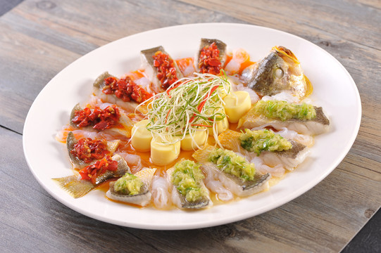 雙味黃魚蒸豆腐