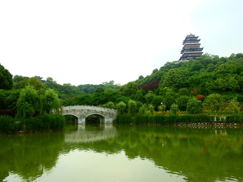 九江南山公园拱桥