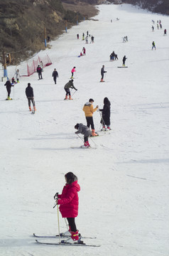 太原市曦岭滑雪场