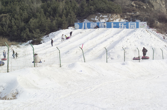 太原市曦岭滑雪场