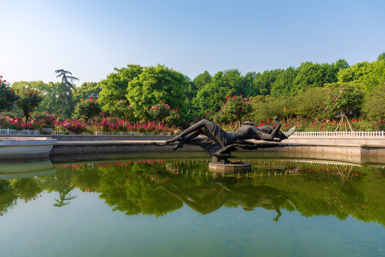 杭州花圃景观雕塑