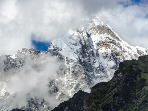 四姑娘山