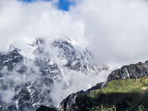 四姑娘山