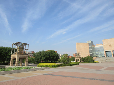 郑州大学