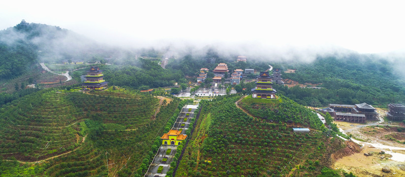 雨后云雾