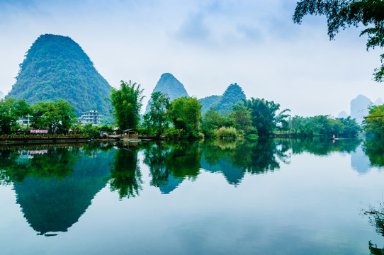 遇龙河风光