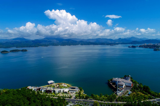 湖面千岛湖