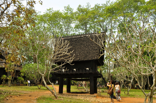 黑屋艺术建筑设计