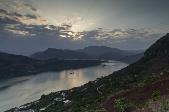 金沙江向家坝库区