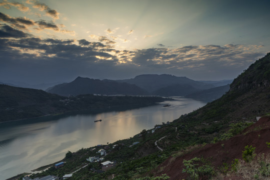 金沙江向家坝库区