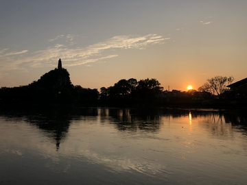 夕阳下的小东江