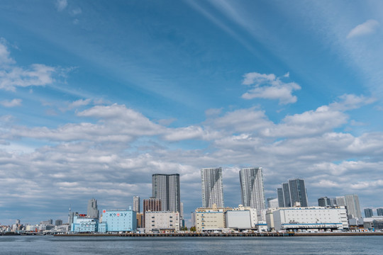 日本东京湾台场海蓝天