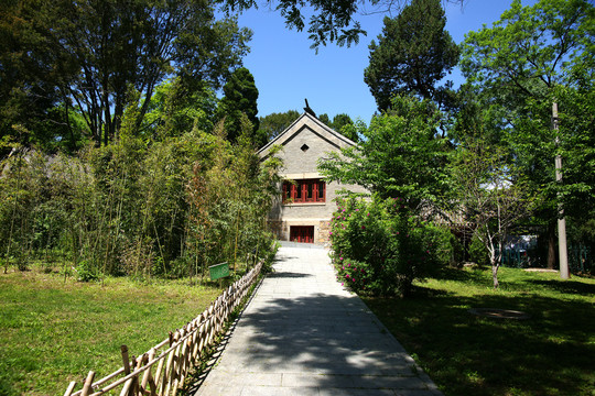 北京大学临湖轩