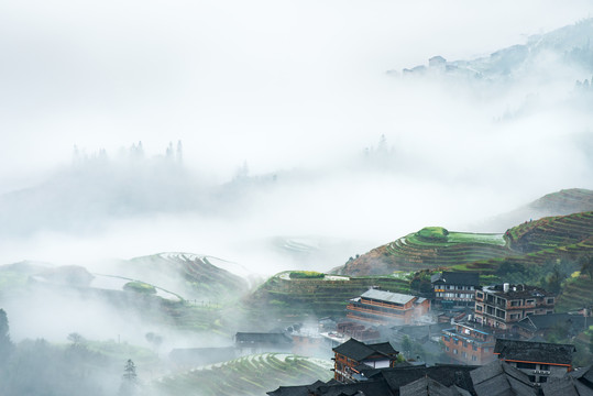 烟雨壮寨