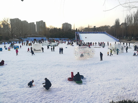 冰雪主题乐园